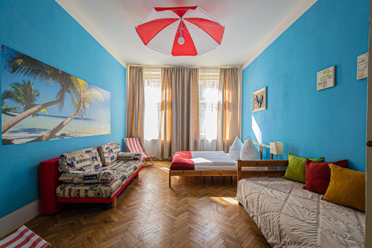 פראג For Celebrations Spacious 3Bdr Apartment With Balcony מראה חיצוני תמונה