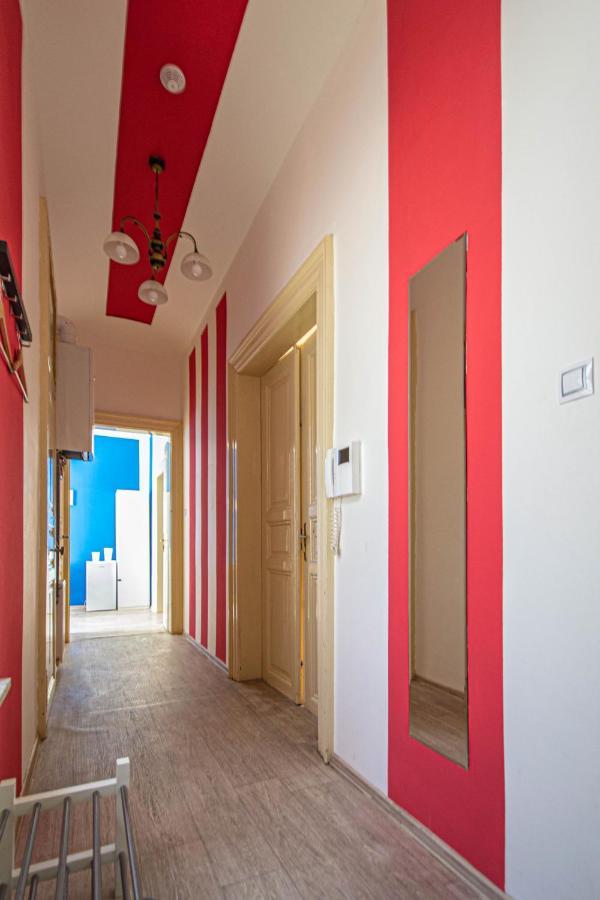 פראג For Celebrations Spacious 3Bdr Apartment With Balcony מראה חיצוני תמונה