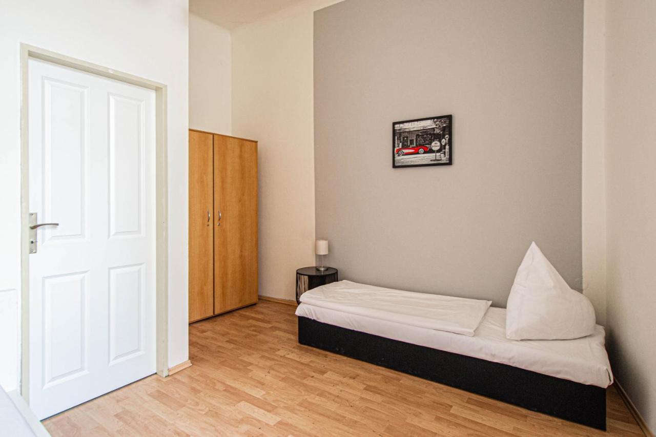 פראג For Celebrations Spacious 3Bdr Apartment With Balcony מראה חיצוני תמונה