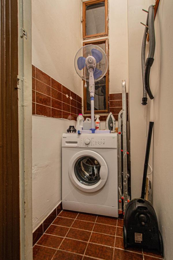 פראג For Celebrations Spacious 3Bdr Apartment With Balcony מראה חיצוני תמונה