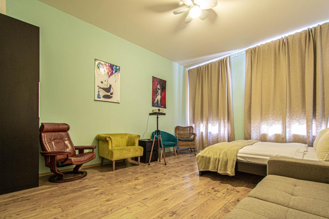 פראג For Celebrations Spacious 3Bdr Apartment With Balcony מראה חיצוני תמונה